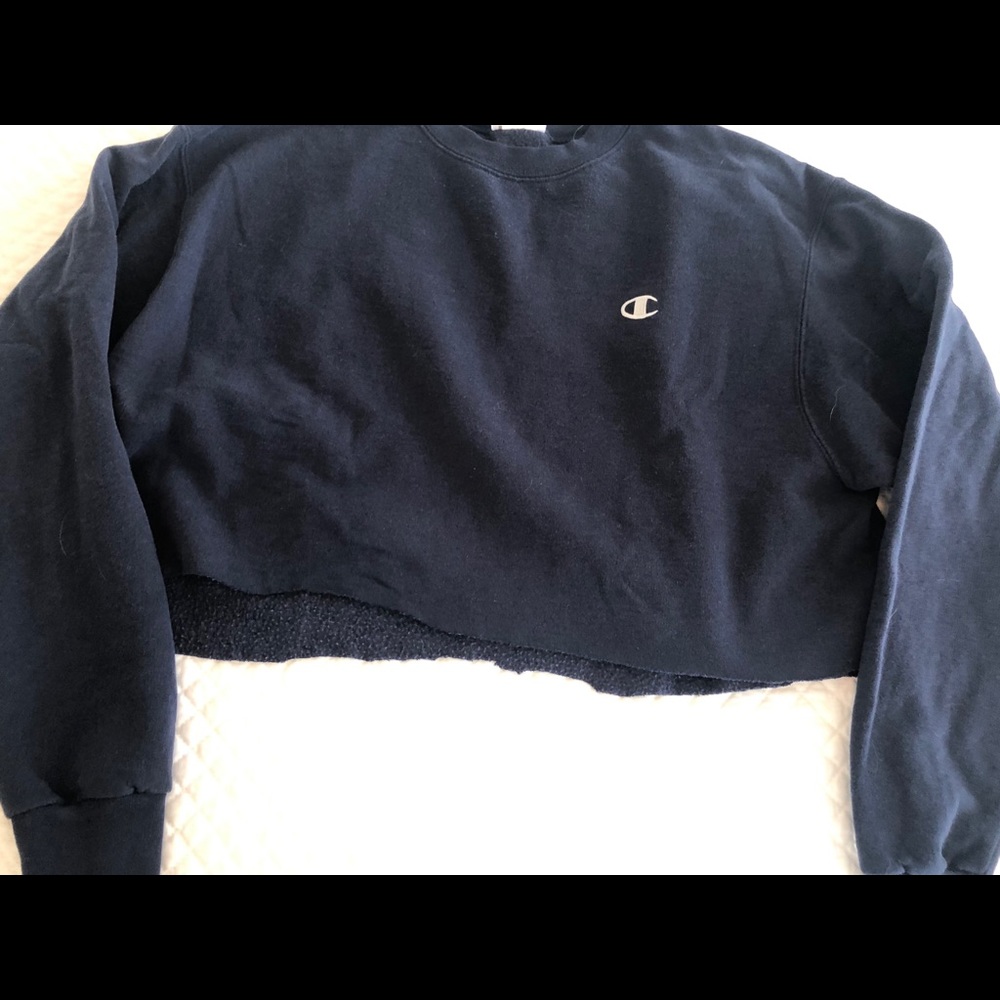 cropped champion crew